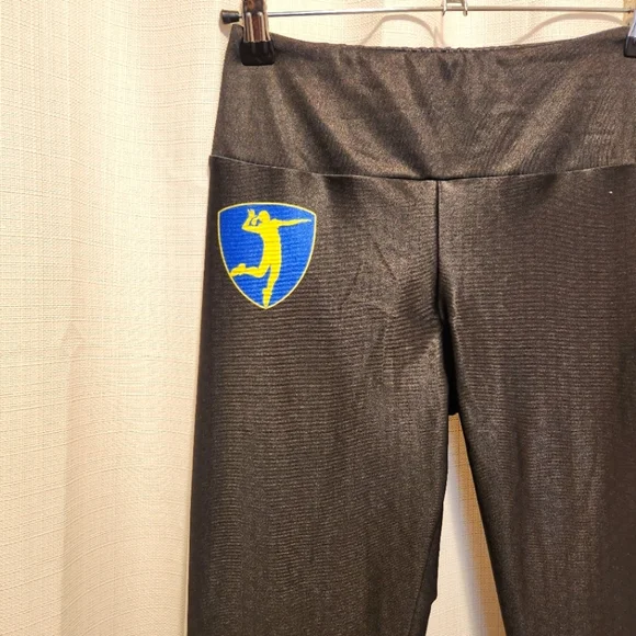 GOLDSHEEP Black Volleyball Leggings with Colorful Stripes Size M - Picture 3 of 6